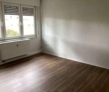 Teilsanierte 1-Zimmer-Wohnung sucht Nachmieter - Photo 2