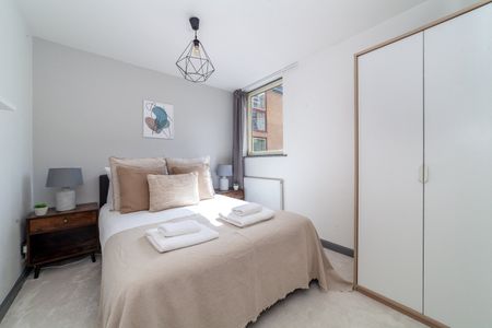 2 Bed Flat, Cape Yard, E1W - Photo 4