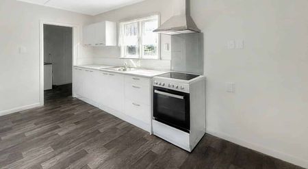 TOKOROA - 3 BEDROOMS - Photo 3