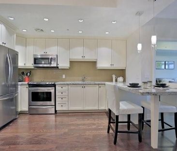 For Lease - 205 Lakeshore Road Unit# 305, Oakville, Ontario - Photo 3