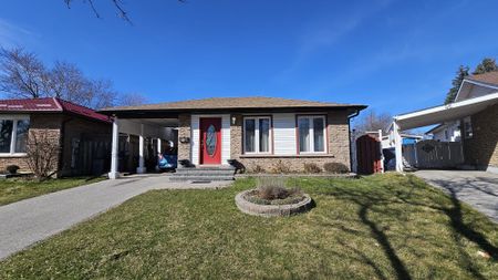 For Lease - 44 Loradeen Crescent Unit# Main, Toronto, Ontario - Photo 5