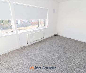 3 Bedroom House - Semi-Detached - Photo 6