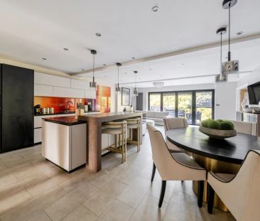4 bedroom semi-detached house to rent - Photo 6