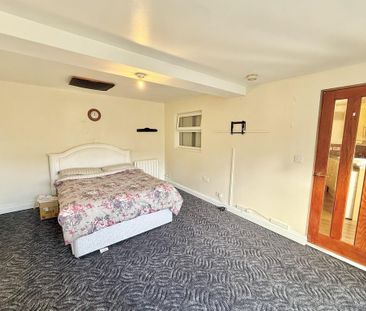 1 bedroom ground floor flat to rent - Photo 1