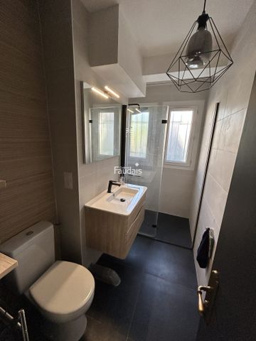 Location Appartement 2 pièces 51m² ST LO 50000 - Photo 5