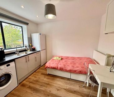 1 bedroom property to rent - Photo 4