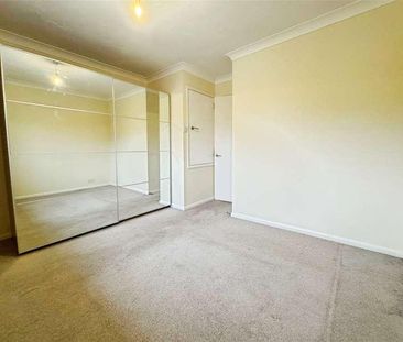 Cotterell Gardens, Twyford, Berkshire, RG10 - Photo 4