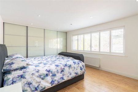 4 bedroom detached house to rent - Photo 5