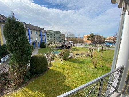 Zu vermieten: Schöne 3.5 Zi-Wohnung mit 2 Balkone - Photo 3