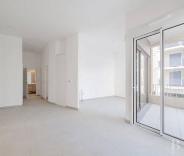 Rental Apartment Bordeaux Saint-Jean - Photo 6