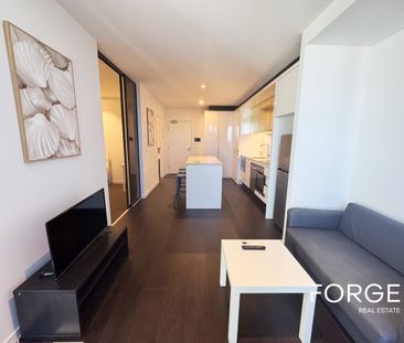 High-Rise Living: Manhattan Tower – Your New CBD Sanctuary - Photo 2