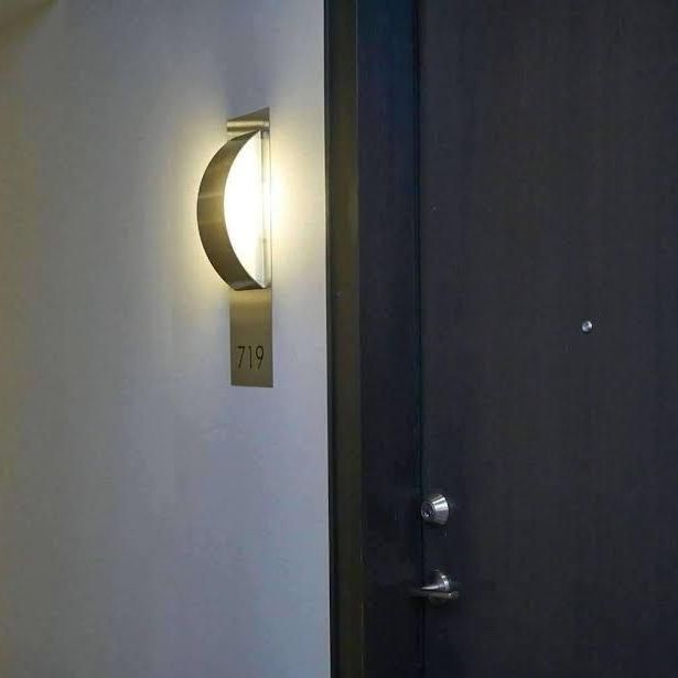 For Lease - 719 Adelaide Street, Toronto, Ontario - Photo 1