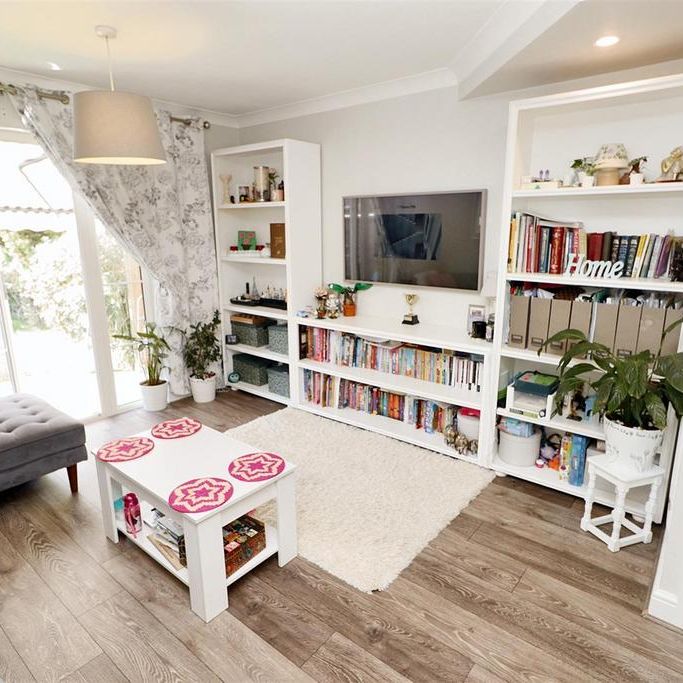 2 bedroom house to rent - Photo 1