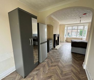Studio to rent - Photo 6