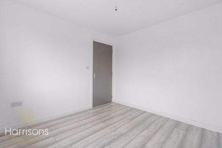 4 bedroom property to rent - Photo 5