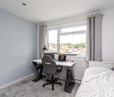 3 bedroom terraced house to rent - Photo 4