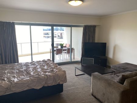 401B/9-15 Central Avenue, Manly, NSW 2095 - Photo 5