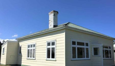 Family Home - Photo 3