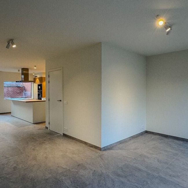 Woning te huur in Diksmuide voor € 975 met 3 slaapkamers - Photo 1