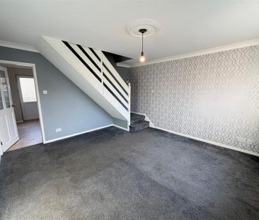 2 bedroom semi-detached house to rent - Photo 5