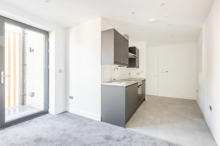 2 Bed Flat, Connect House, CR0 - Photo 3