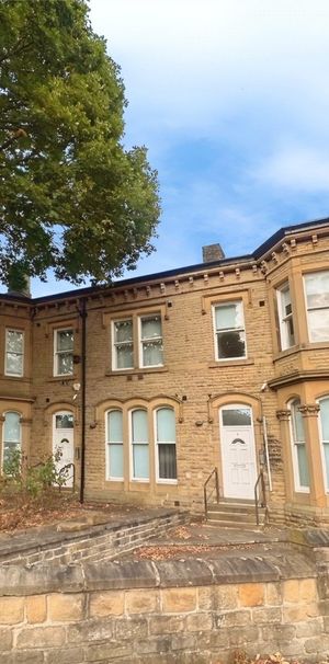 Highfields Road, Highfields, Huddersfield, HD1 - Photo 1