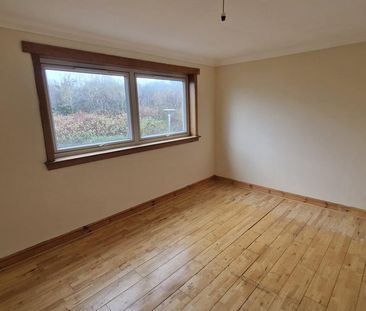 4 bedroom terraced house to rent - Photo 4