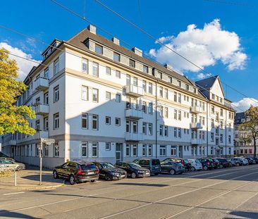 Tolle DG-Wohnung in Derendorf - Photo 1