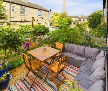 Terraced House to rent on - Photo 2