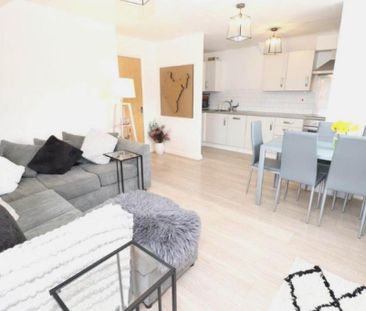 2 bedroom apartment to rent - Photo 2