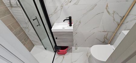 Studio to rent - Photo 4