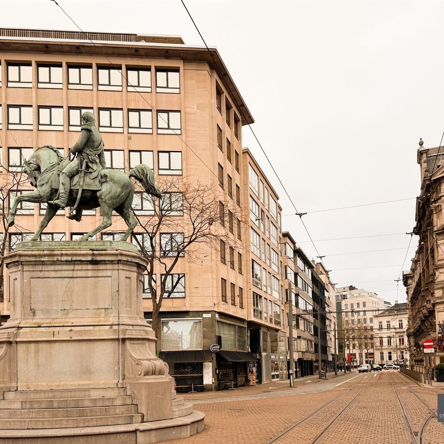 Gemeubelde designstudio op topligging aan het Mechelsplein - Foto 1