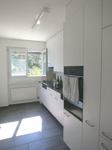 Wunderschöne 5-Zimmer Hochparterre-Wohnung in Zollikon - Photo 5