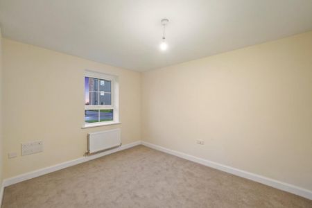 2 bedroom semi-detached house to rent - Photo 4