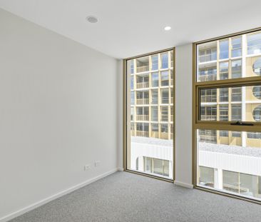 Charming Denman Prospect Apartment Awaits You - Photo 5