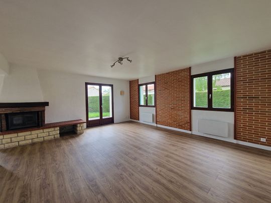 Location maison 4 pièces, 110.00m², Lys-Haut-Layon - Photo 1