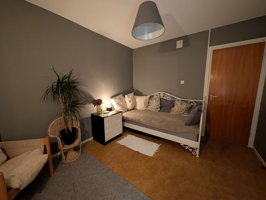 Kristinehamnsgatan, Farsta - Photo 1