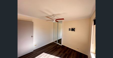 Captivating Brick Home with 3 Bedrooms and Solar Panels! - Photo 5