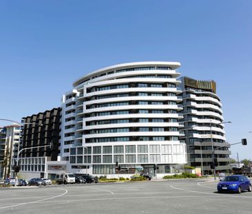 Located in Heart of Doncaster with a Walk to Westfield - Photo 3