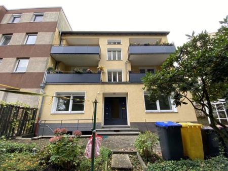 2-Zimmer-Wohnung mit Balkon | frisch renoviert | Bottroper Innenstadtnähe mit Garage - Foto 4