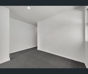 Two-Storey Living in the Heart of Holden Hill - Photo 2