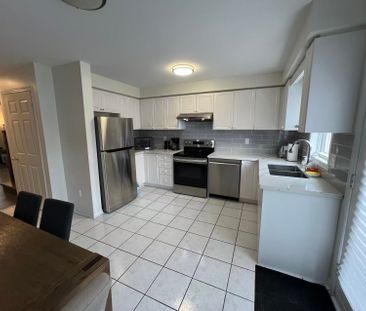 For Lease - 9051 Yonge Street, Richmond Hill, Ontario - Photo 3