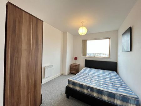 2 bedroom apartment to rent - Photo 3