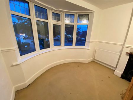 St. Judes Avenue, Nottingham, Nottinghamshire, NG3 - Photo 2