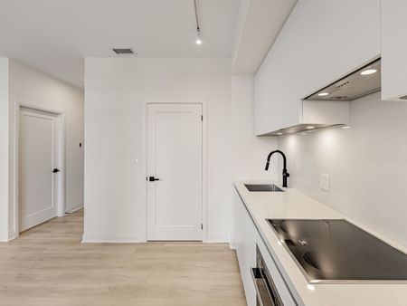 For Lease - 4023 The Exchange N/A Unit# 603, Mississauga, Ontario - Photo 4