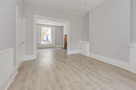 4 bedroom house to rent - Photo 2