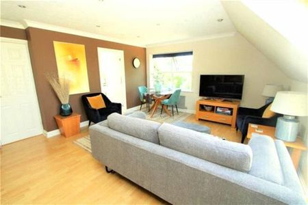 Winchester Road, Southampton, Hampshire, SO16 - Photo 2