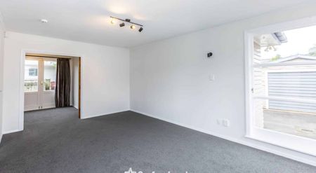 13 Marion Street, Silverstream - Photo 3
