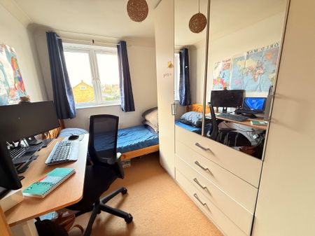 Stortford Hall Park, Bishop'S Stortford - Photo 2