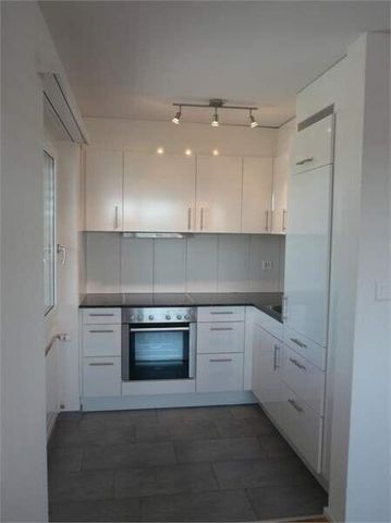 Cozy 1-room apartment in the heart of Frauenfeld - Photo 3